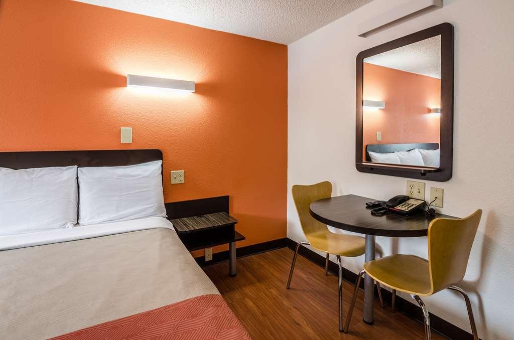Motel 6 Troutville, Va Bilik gambar