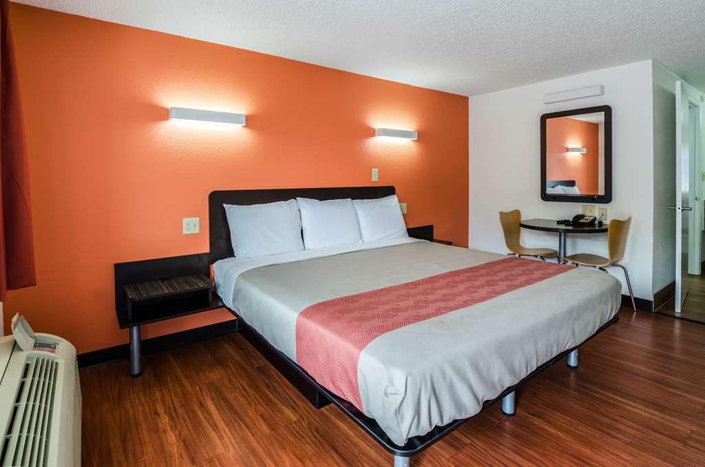 Motel 6 Troutville, Va Bilik gambar