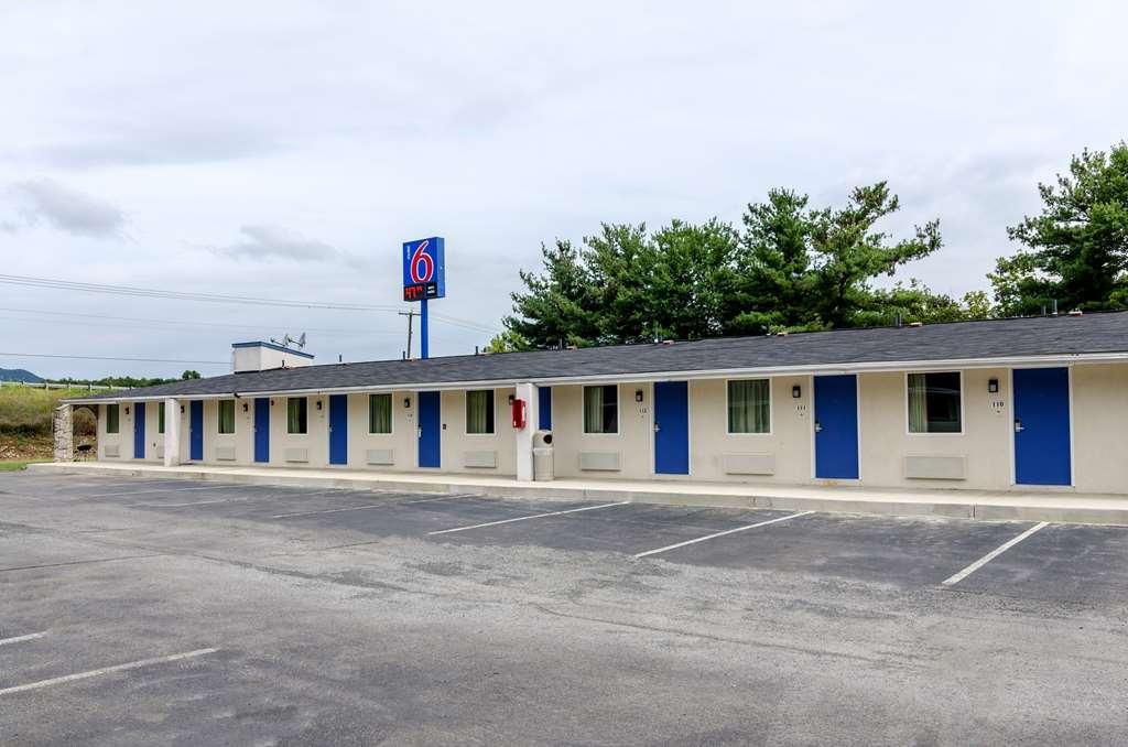 Motel 6 Troutville, Va Luaran gambar